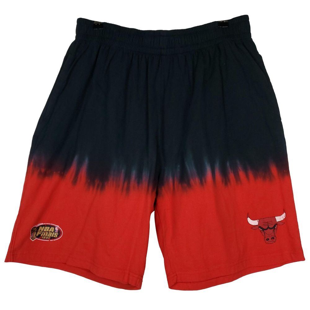 Chicago Bulls Mitchell & Ness NBA L Large‎ Terry Shorts Red Black Dip Dye NWT